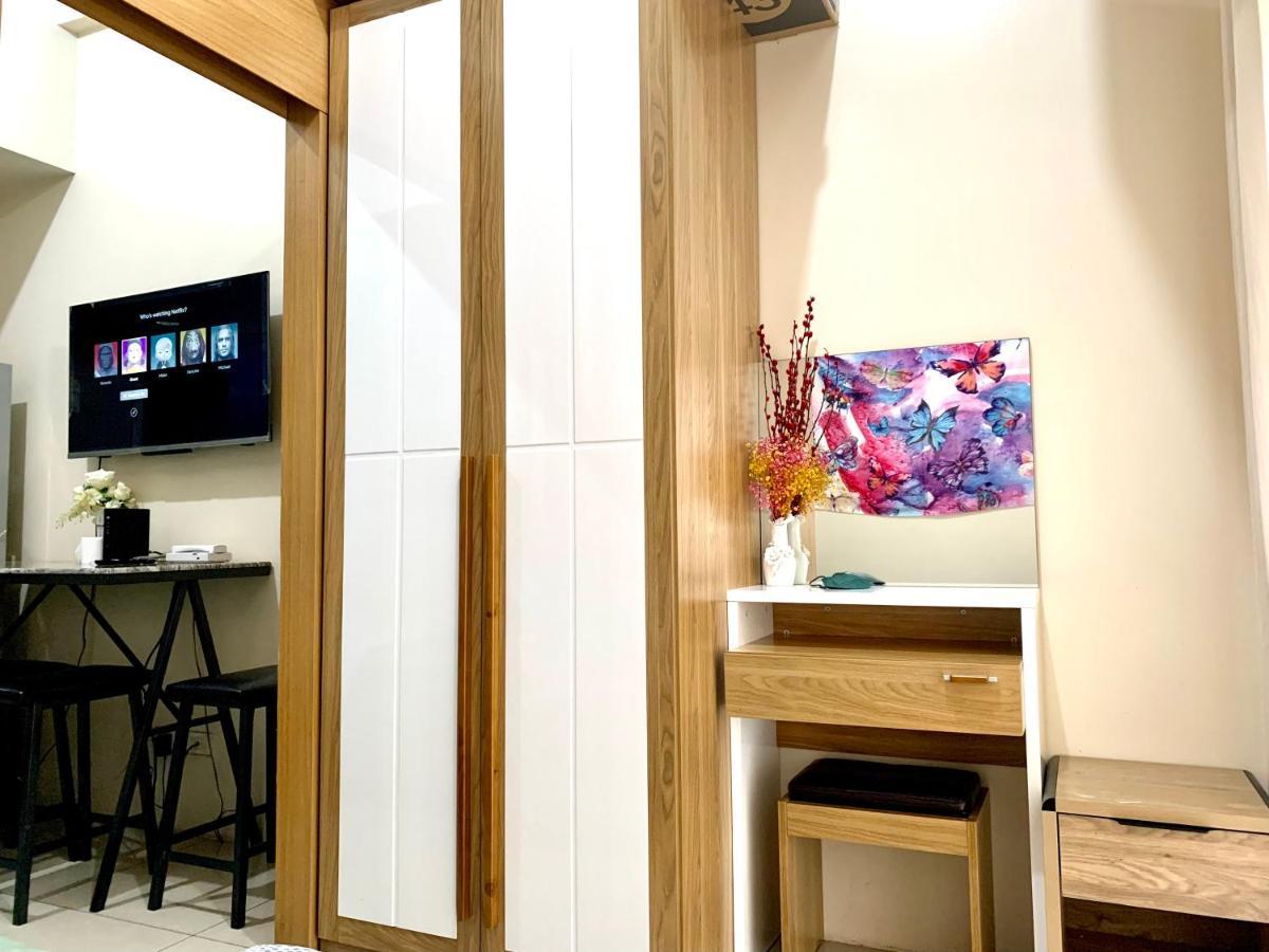 Kathys Crib At Shell Residences Manila Luaran gambar